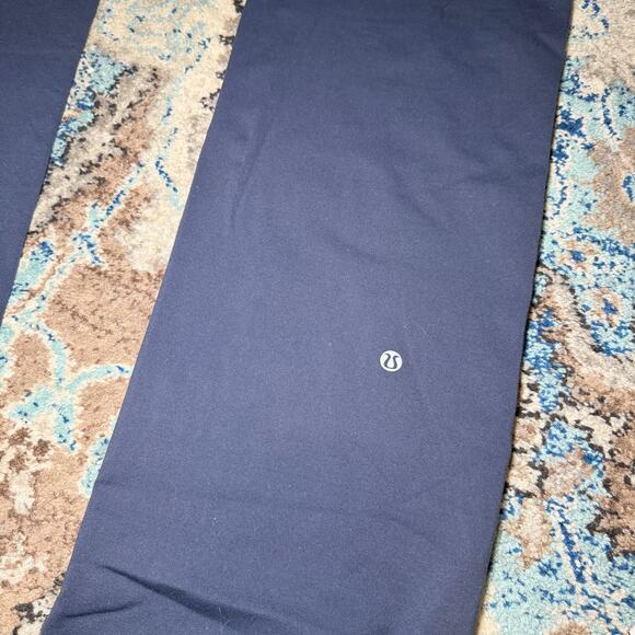 Lululemon Astro Pant - Picture 4 of 5